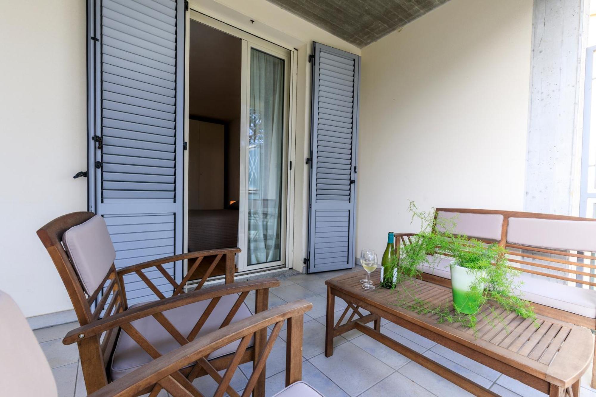 Residence Rivaverde 马里纳－迪拉文纳 外观 照片